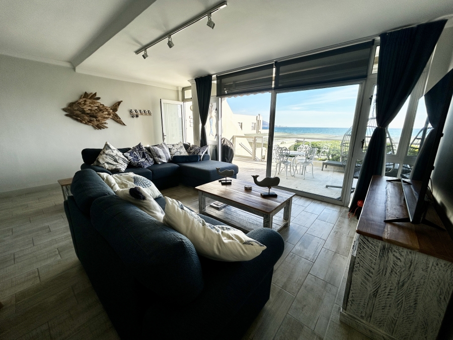 2 Bedroom Property for Sale in Waves Edge Western Cape